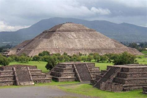 Pirámide del Sol de Teotihuacán - Historia y Características ️