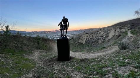 Kobe, Gianna Bryant Sculpture Placed at Crash Site – NBC Los Angeles