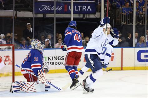 Can Rangers stage another dramatic comeback vs. Lightning?