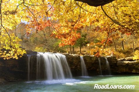 Into The Ozarks: A Fall Road Trip to Arkansas