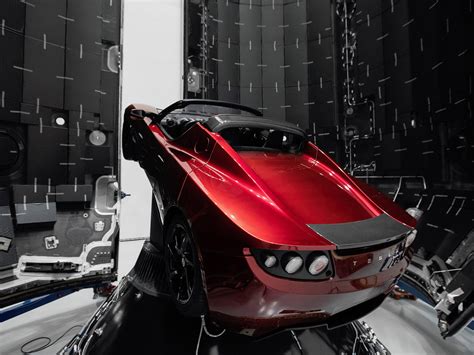 Falcon Heavy SpaceX launch: Musk's Tesla Roadster shown with 'Starman ...