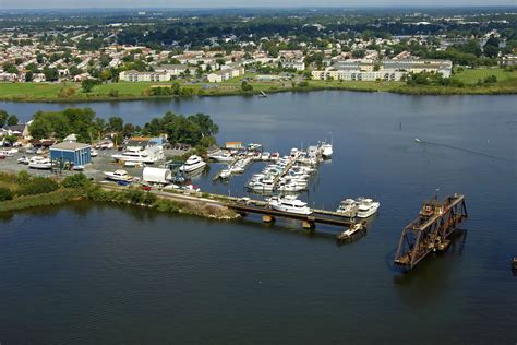 Anchor Bay East Marina in Dundalk, MD, United States - Marina Reviews ...