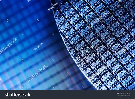 Semiconductor chips on a wafer Stock Photos, Images & Photography ...