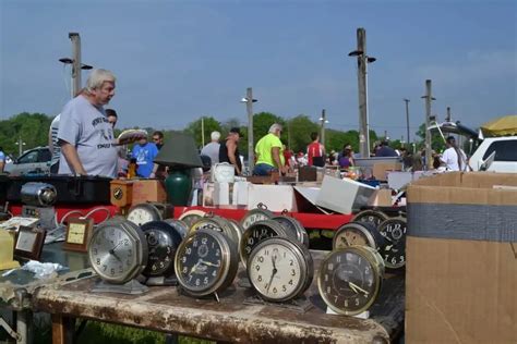 Rogers Flea Market (Ohio) | Flea Market InsidersFlea Market Insiders