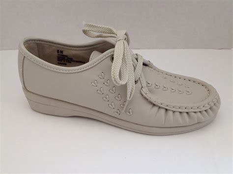 Stylish Bone Lace-Up Shoes for Women