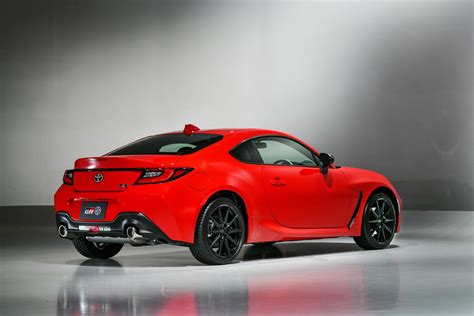 2022 Toyota GR86 revealed – rear-wheel drive coupe reimagined