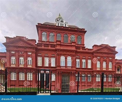 The Red House and Parliament of Trinidad and Tobago Editorial Image - Image of caribbean, tree ...