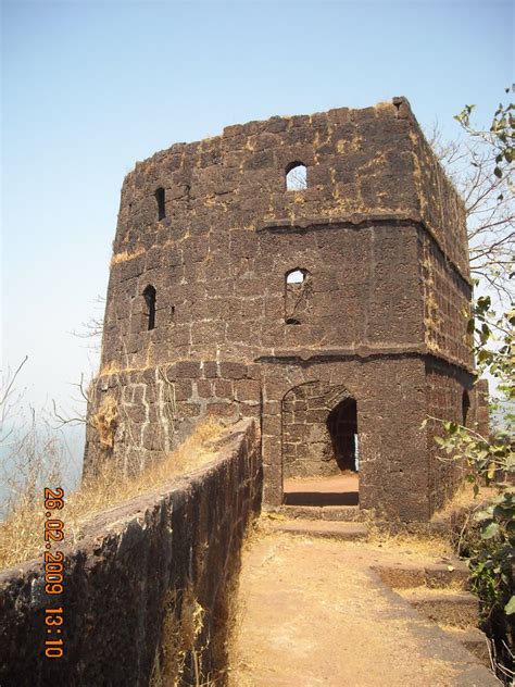 Jaigad Fort (Maharashtra) Historical Facts and Pictures | The History Hub