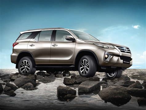 🔥 [40+] Black Fortuner Wallpapers | WallpaperSafari