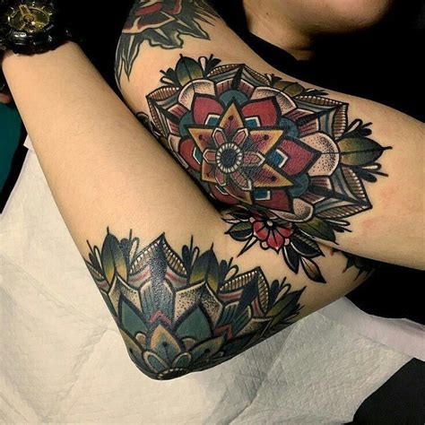 Pin by Aleserrat on Tatuajes y piercings | Elbow tattoos, Tattoos, Trendy tattoos