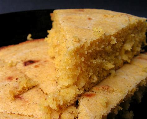 Mangio da Sola: Buttermilk or "Dixie" Cornbread