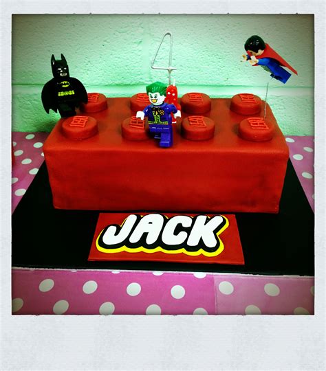 Lego Superhero cake for my sons 4th birthday. It wasn't quite as easy as I thought it would be ...