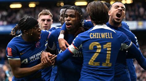 Chelsea 4-2 Leicester: Late Carney Chukwuemeka and Noni Madueke goals ...