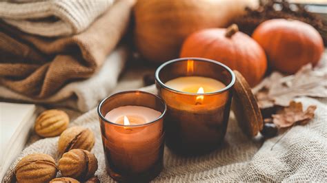 The Best Candle Scents For an Autumn Vibe - LUXlife Magazine