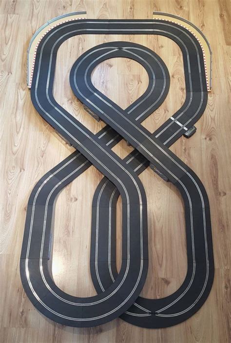 Scalextric track layouts current Scalextric Track Layouts Triple Loop 4 V Photograph Sport 1 32 ...