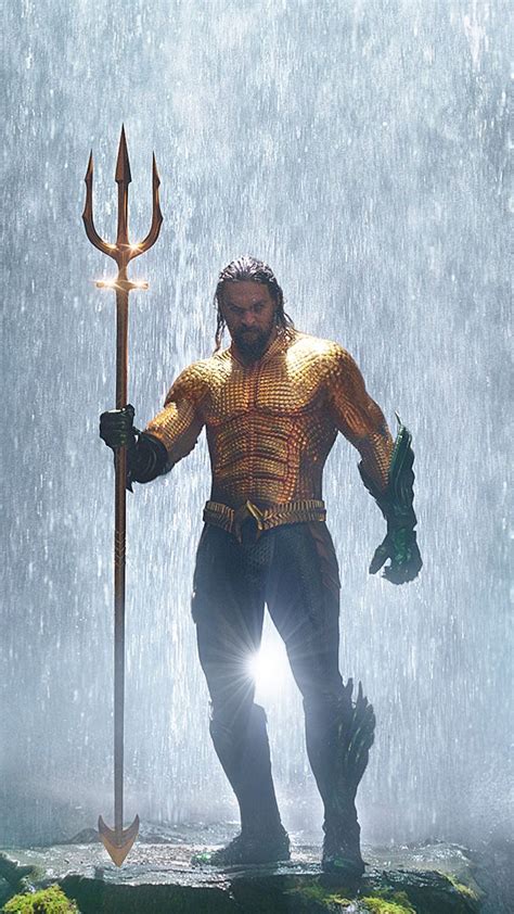 2160x3840 Jason Momoa In Classic Orange And Green Aquaman Costume Sony ...