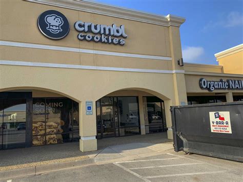 Crumbl Cookie sets opening date