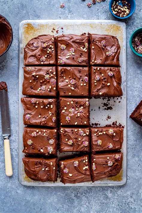 Easy Chocolate Cake Traybake - Supergolden Bakes