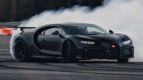 Watch Bugatti Put The C In Chiron With Massive Pur Sport Drift