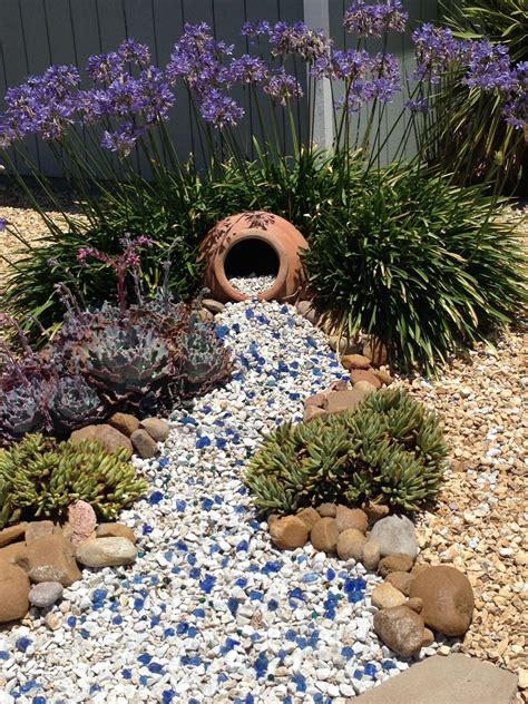 39 Creative Rock Garden Landscaping Ideas On a Budget - decorhit.com | Rock garden landscaping ...