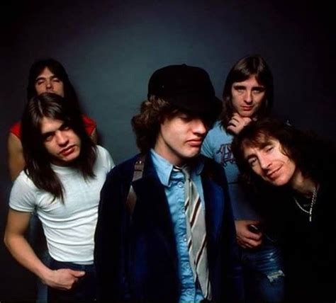 AC/DC, Highway To Hell photo shoot 1979 | r/OldSchoolCool | Old School ...