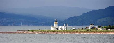 Chanonry Point Dolphins - Scotland Info Guide