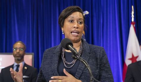 D.C. Mayor Bowser announces fund to get students wifi - Washington Times