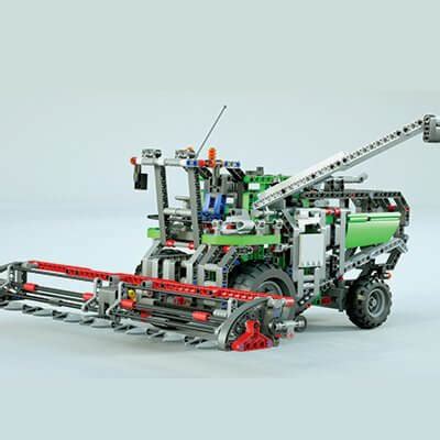 LEGO Combine Harvester - 3D Model by cat007