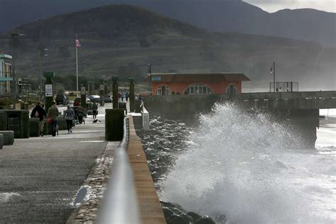 Pacifica in state of emergency over El Niño storm damage