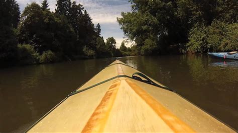 Kayaking the Tualatin river - YouTube