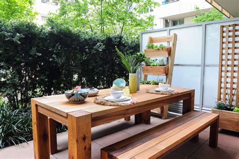 Outdoor Dining Table Ideas - Real Cedar