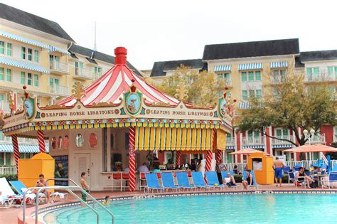 The Disney World Resort Bar Crawl: Disney for Adults!