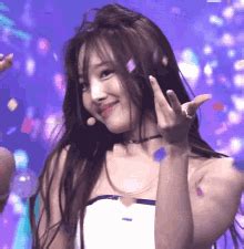 Nayeon GIF - Nayeon - Discover & Share GIFs