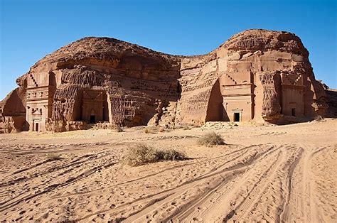 Al-Hijr (Mada'in Saleh): Historical Places Of Saudi Arabia - WorldAtlas.com