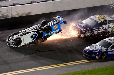 Ryan Newman In Horrific Crash During Final Lap Of Daytona 500 ...