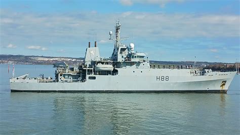 HMS Severn on Twitter: "@HMSEnterprise entering harbour for the final ...