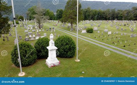 Confederate Memorial in Indian Mound Cemetery, Romney, West Virginia ...