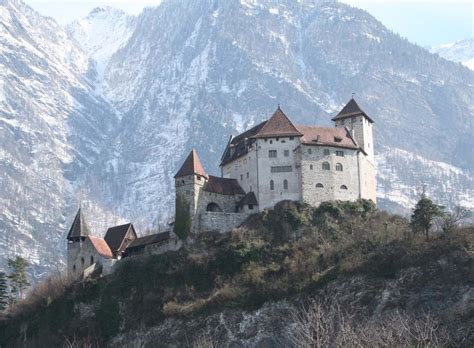 Gutenberg Castle, Balzers, Liechtenstein : castles