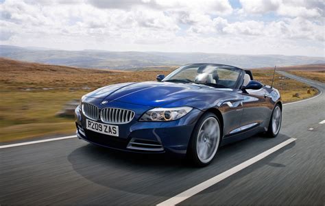 New set of BMW Z4 (E89) Wallpapers in Deep Sea Blue