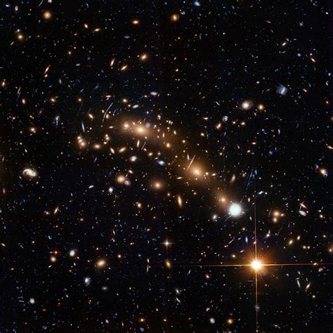 Colour image of galaxy cluster MACS J0416.1–2403 | Earth Blog