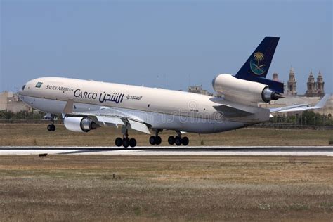 Saudi cargo MD-11 landing editorial stock photo. Image of braked - 79501058