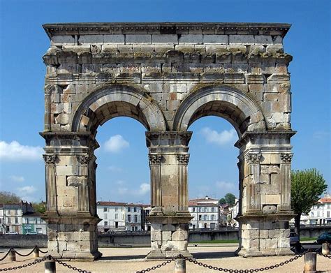 15 Magical Ancient Roman Ruins in France