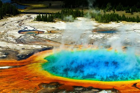 12 Best Hot Springs In Yellowstone & Where to Find Them