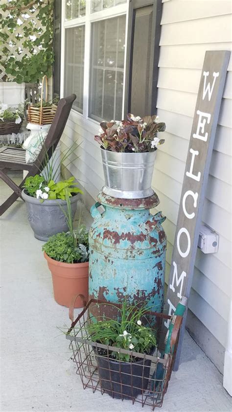 DIY Wooden Sign For The Porch - The Honeycomb Home