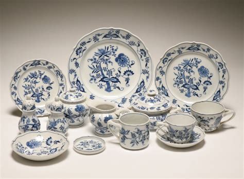 Price guide for Blue Danube china, blue onion pattern,