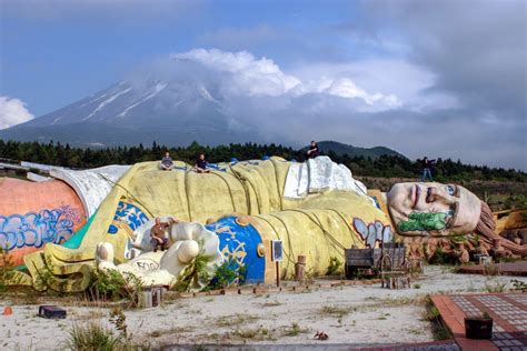 This Abandoned Japanese Theme Park Is The Strangest Place You’ll See Today