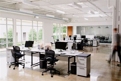 How to Design a Functional and Empowering Office Space