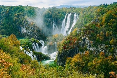 Защитени природни обекти в България on emaze