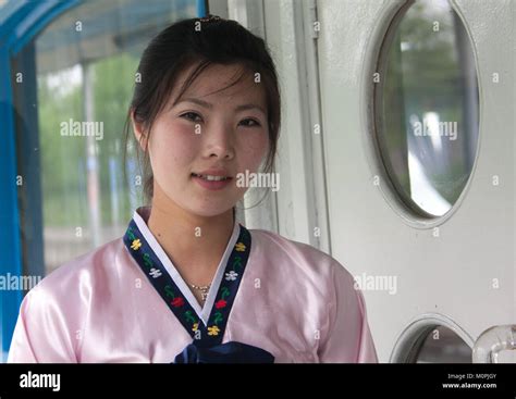 Portrait of a beautiful North Korean woman, Pyongan Province, Pyongyang ...