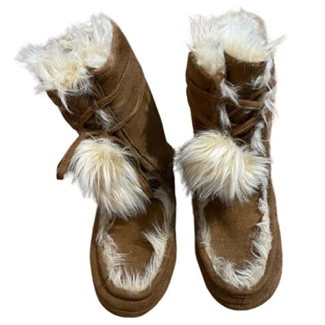 Jessica Simpson | Shoes | Jessica Simpson Slippers Warm Faux Fur Indoor Boot Slippers Size M 78 ...